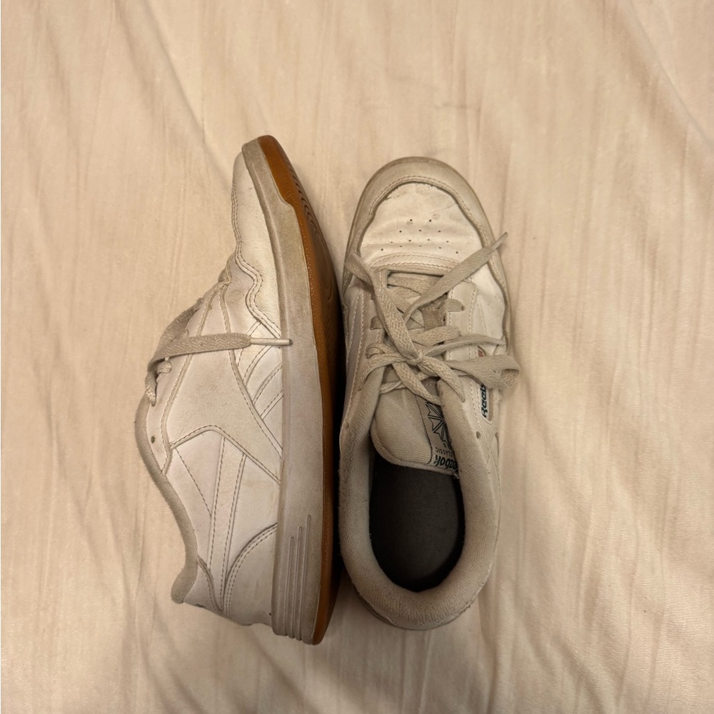 Reebok Sneakers
